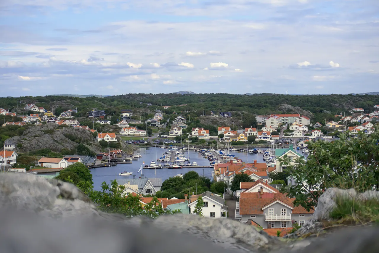 Marstrand, Sweden: Looking down on the harbour.